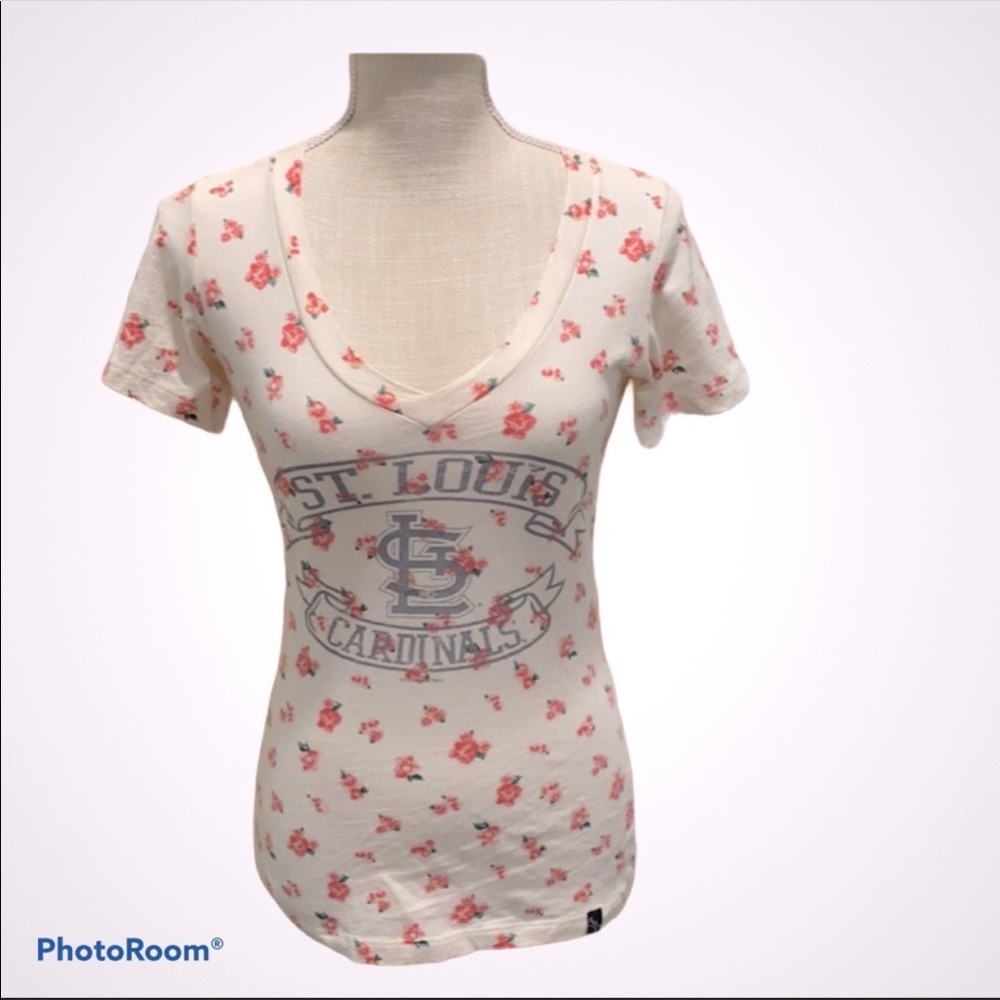 💙 6/$20 St.Louis Cardinals 5th & Ocean V Neck Tee Shirt